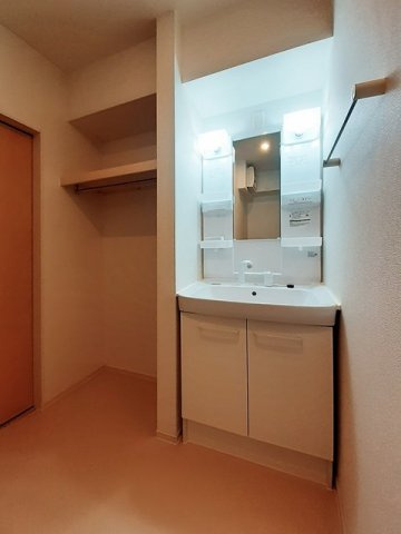 アン　シュヴァル　Ⅱの洗面所