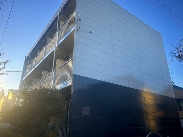 レオパレスレオパオラ