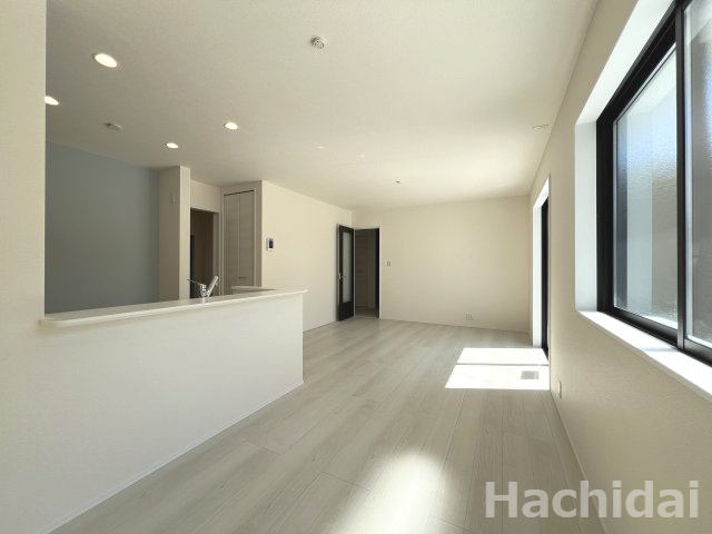 碧南市志貴町三丁目　新築戸建＜1号棟＞の居間・リビング