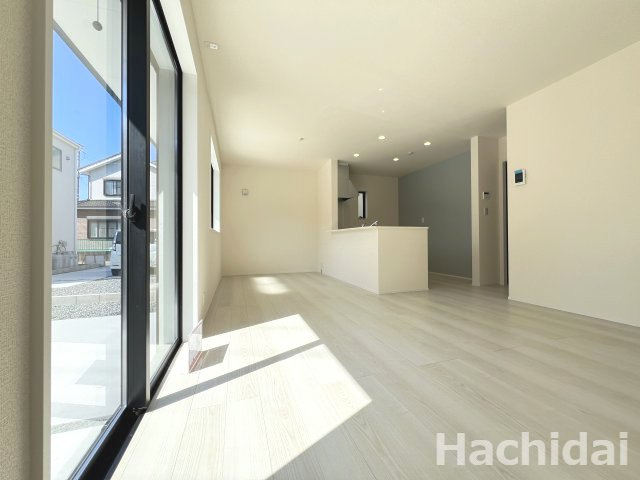 碧南市志貴町三丁目　新築戸建＜1号棟＞の居間・リビング