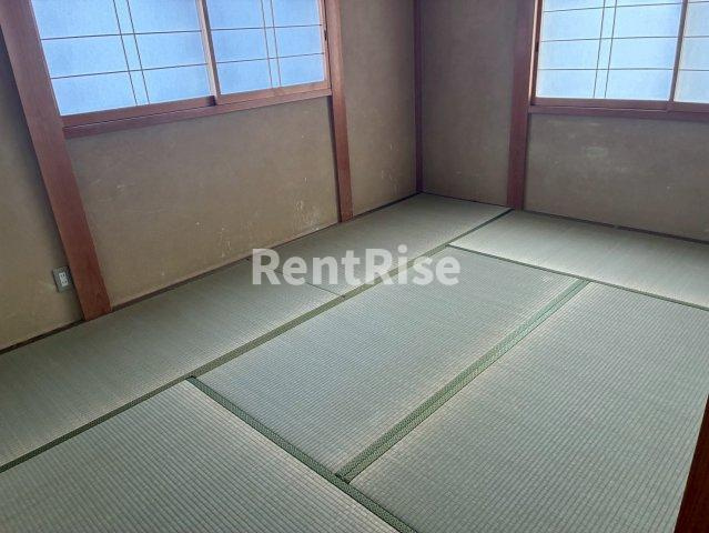 一宮市緑4丁目戸建の和室