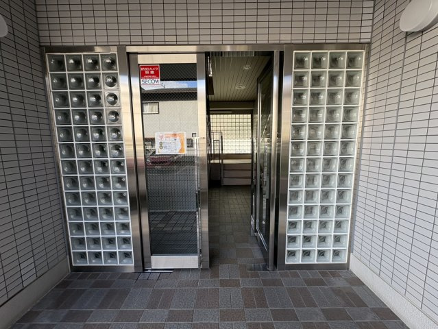 東山ハイツのロビー