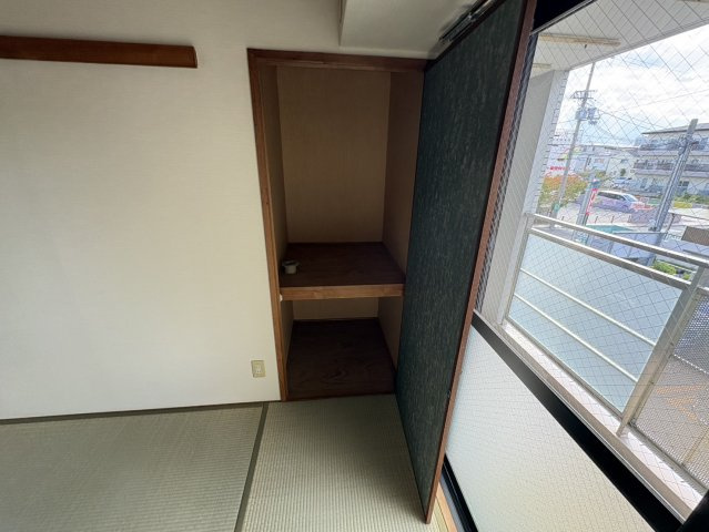 東山ハイツのバルコニー