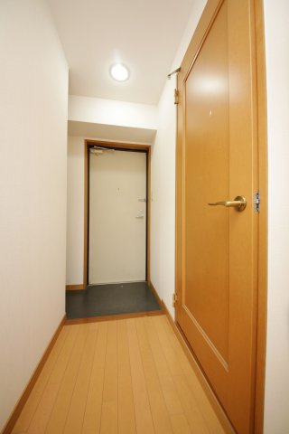 プランタン２１の玄関