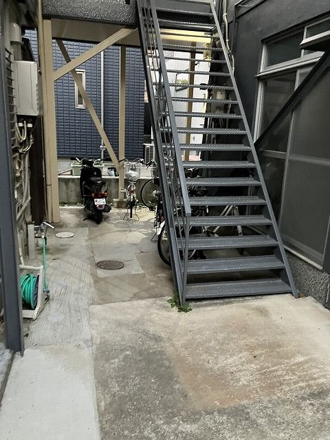 サニーハウスのエントランス