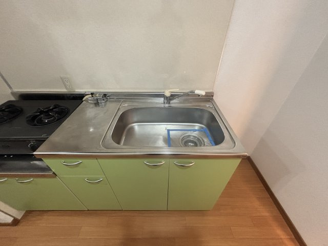 セレブ岡本のキッチン