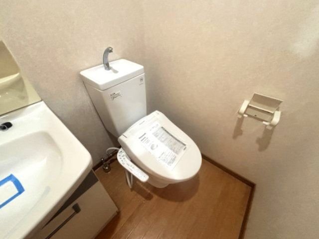セレブ岡本のトイレ