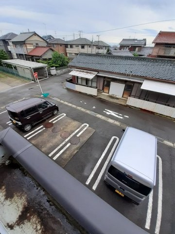 プリムローズ　Ⅱの駐車場