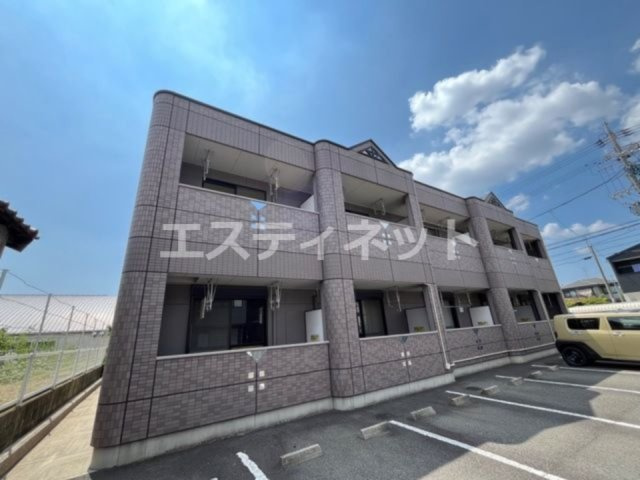 ブループラージュの外観