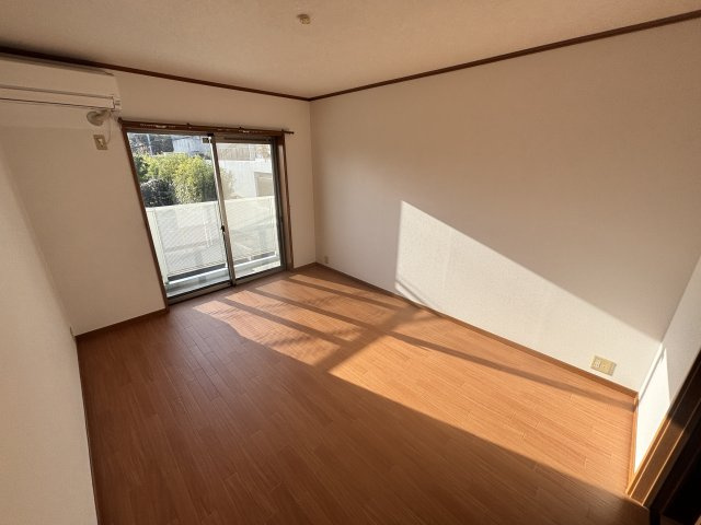 セレブ岡本の居間・リビング