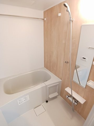 ライム周南の浴室