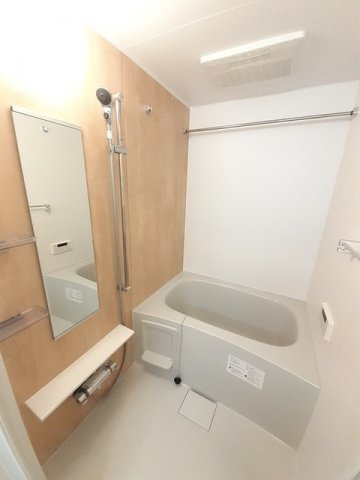 ノイ・リュミエール　Ⅰの浴室