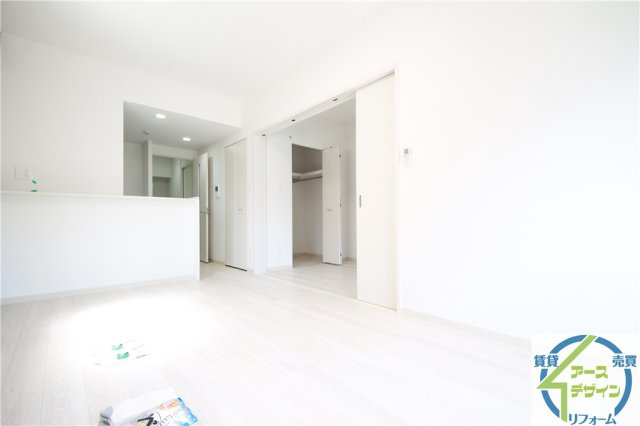 アズール西明石の居間・リビング|※類似写真