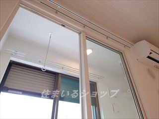 安芸高田市吉田町吉田のアパートの設備|室内物干しとシャッター