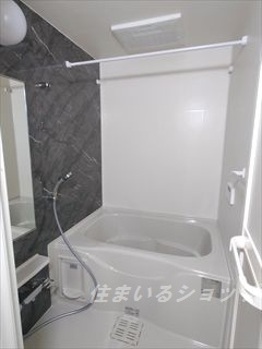 安芸高田市吉田町吉田のアパートの浴室|追い焚き・浴室暖房乾燥機あり