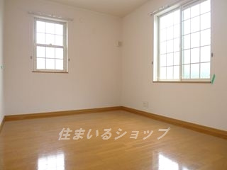 広島市安佐北区落合南９丁目のアパートの寝室|クローゼットあり