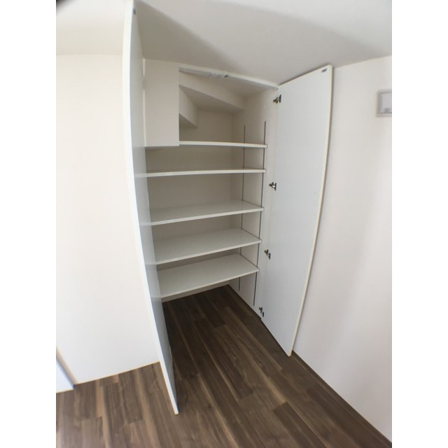 久留米市合川町のアパートの収納