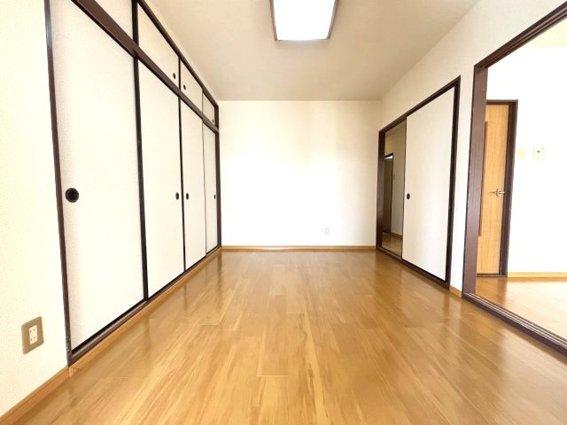 サンヒルズ千代田Ⅰの洋室