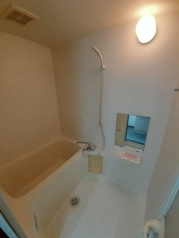 シャルマンⅠの浴室|コンパクトで使いやすいお風呂です