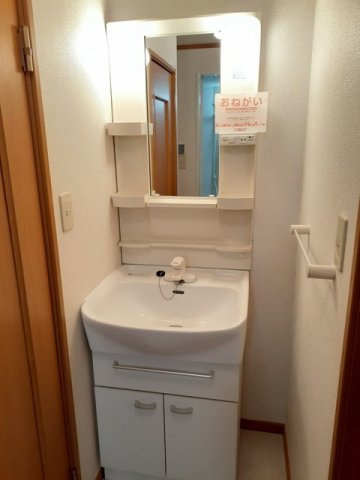 イーストレジデンスの洗面所|使いやすい洗面所です