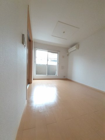 カサブランカ弐番館の居間・リビング|おしゃれな居間です