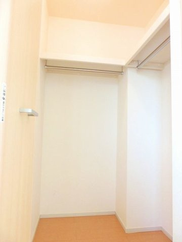 グランツ・ハウスⅢの収納|ちょっとした収納スペースも充実しています