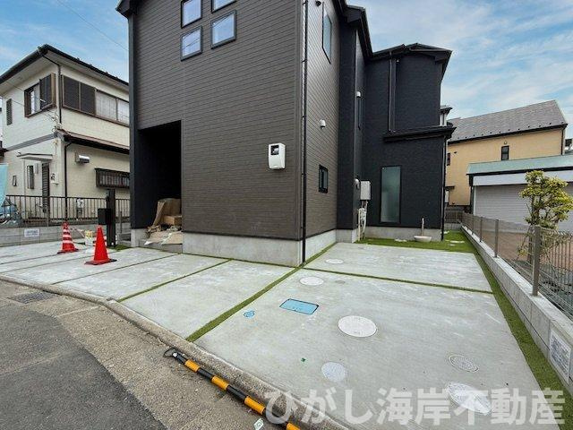 平塚市東八幡１丁目　新築戸建　全２棟の駐車場|駐車スペース