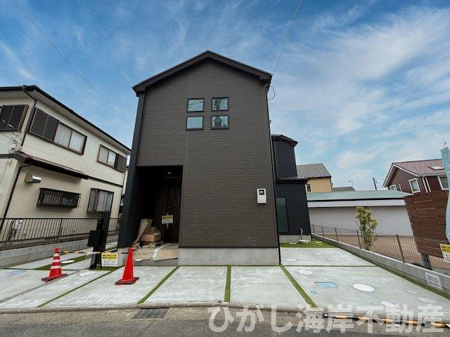 平塚市東八幡１丁目　新築戸建　全２棟の外観|現地外観