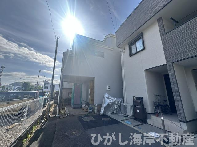 平塚市立野町　新築戸建　の外観|6月2日撮影　建築中　現地外観