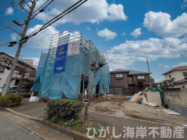 茅ヶ崎市堤　新築戸建の外観|3月13日撮影　建築中　現地外観