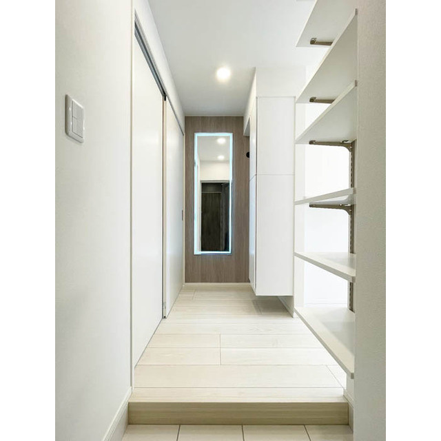 CASA GRAZIE 西大島の玄関