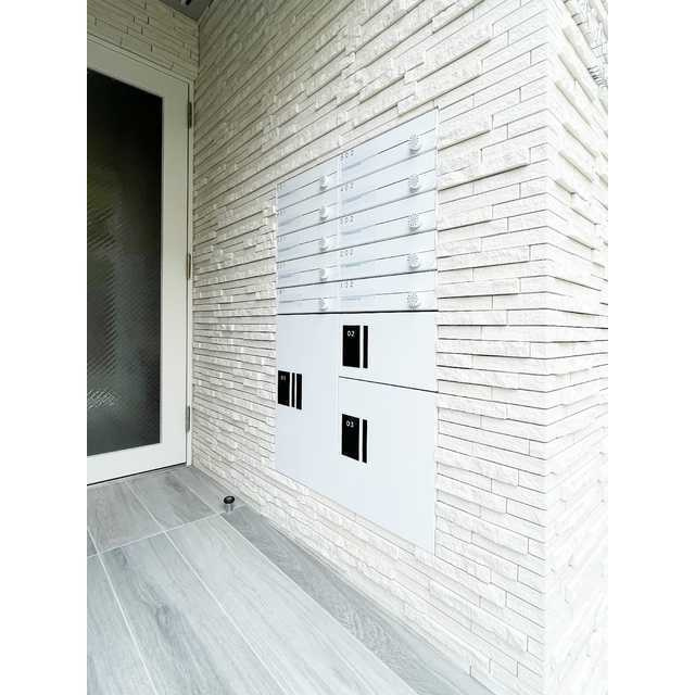 CASA GRAZIE 西大島のエントランス