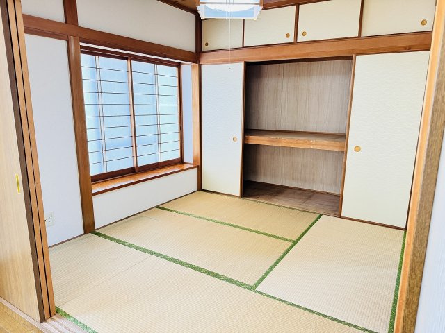 八王子市　石川町　中古戸建ての和室|～リビングに隣接している4.5帖の和室です～