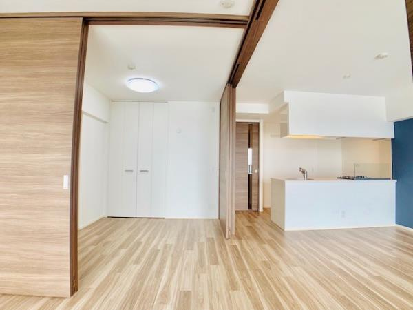 エミリブ東長崎の居間・リビング