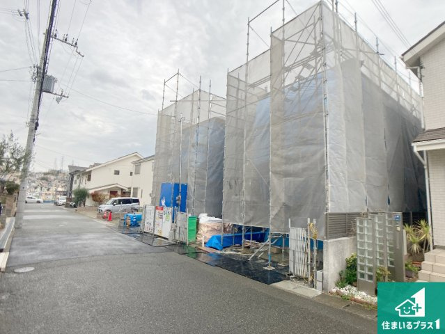 神戸市垂水区西舞子　第1期　新築一戸建ての前面道路含む現地写真|周辺は落ち着いた街並みの住宅地！子育てがしやすい住環境です！まだ未完成ですが、現地でしかわからない事もございます。是非一度ご覧ください。