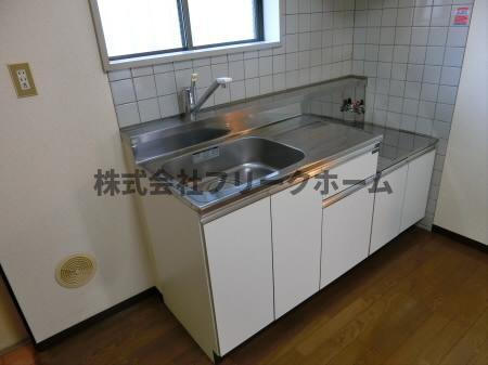 武蔵野市中町３丁目の賃貸マンションのキッチン