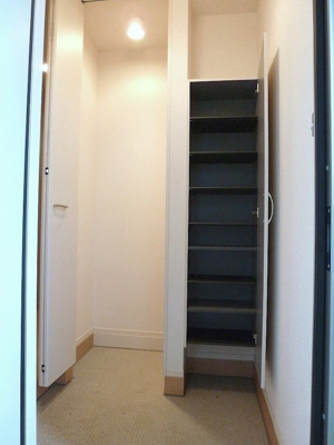 【玄関】 | ラフィネ（D-ROOM） | ※参考写真※