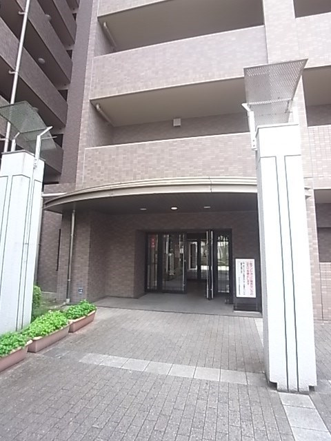 コスモシティ兵庫駅前の外観