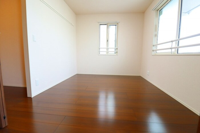 フォレストメゾン鉢形台の洋室|洋室