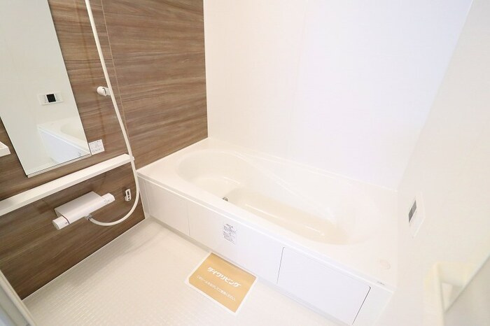 フォレストメゾン鉢形台の浴室|追い焚き給湯式浴室