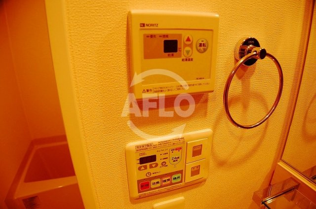 プレサンス難波セレクトの設備|浴室換気乾燥暖房機
