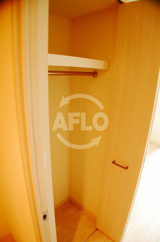 プレサンス難波セレクトの収納|クローゼット