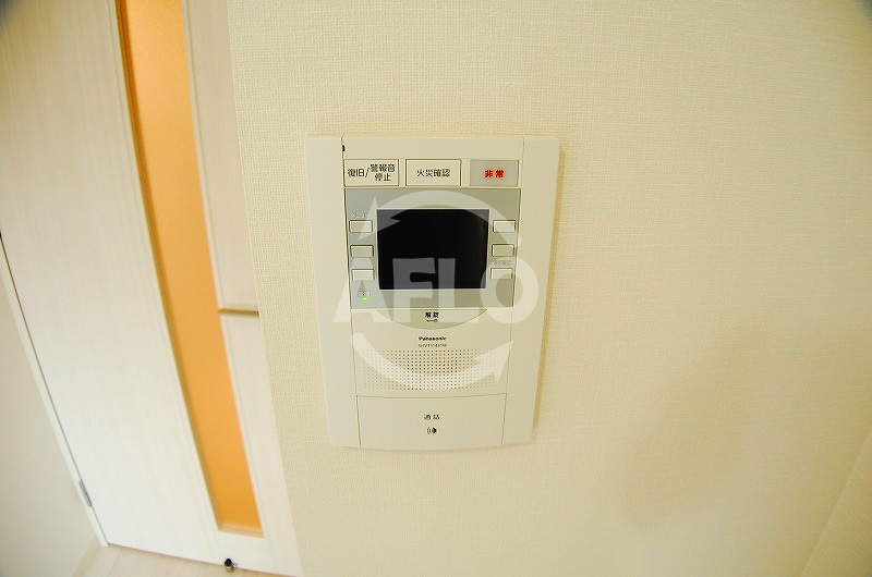 プレサンス難波セレクトのセキュリティ|ＴＶ付モニターホン