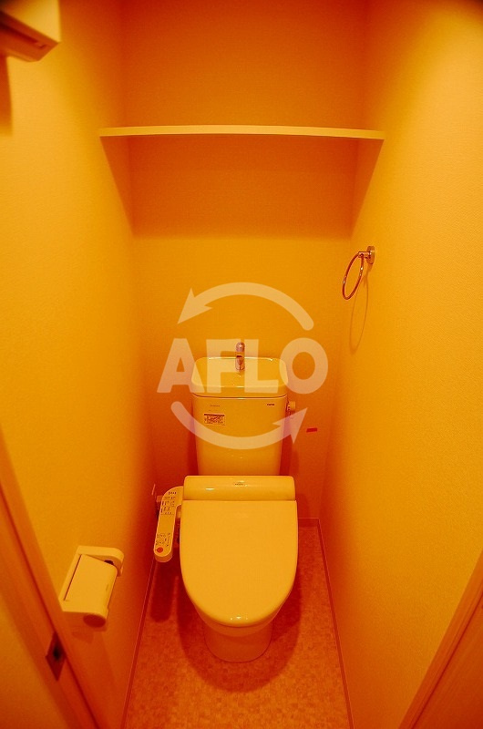 プレサンス難波セレクトのトイレ|温水洗浄便座