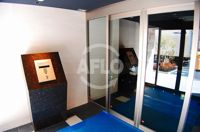 プレサンス難波セレクトのエントランス|プレサンス難波セレクト　ロビーオートロック