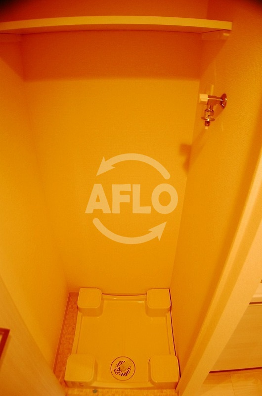 プレサンス難波セレクトの設備|室内洗濯パン