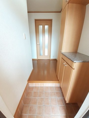 モーント　シャイン　Ｃの玄関|毎日通る玄関はこちらです