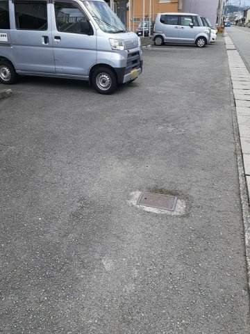 武中ハイツの駐車場|駐車場があるので、車を買う予定の方も安心です