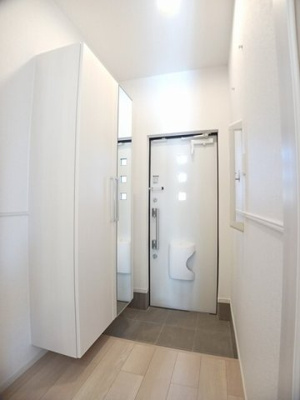 【玄関】 | クレメント紀州 | シンプルで使いやすい玄関です