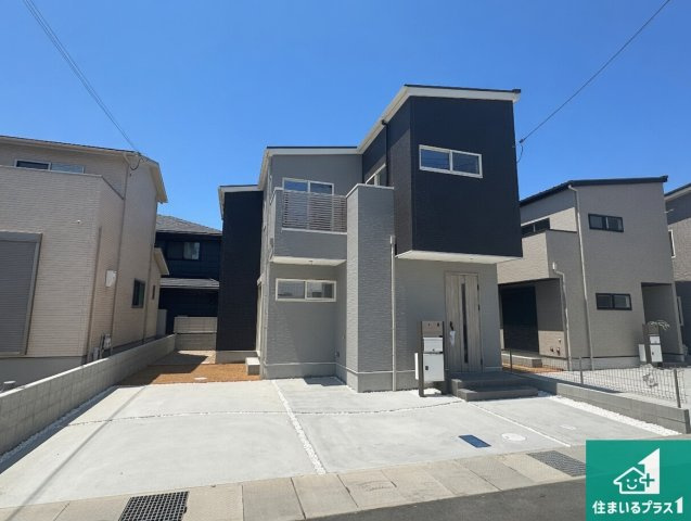 加古川市平岡町高畑　第3期　新築一戸建ての外観|安心の10年保証！外観を美しく保ち、雨水で汚れを落とします！気になることがありましたら、お気軽にお問い合わせください！